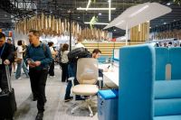 CIFF广州开幕首日直击： 迪欧集团“破茧”登场，新品牌迪欧S成全场焦点