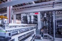 高质价比标杆实力出圈 千山板材揽中品榜四项大奖