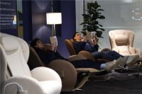 「设计致美，以智能慧享美而放松的生活方式」恒林股份旗下国际品牌「努哈斯NOUHAUS」再度亮相米兰国际家具展