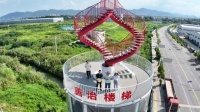 善治楼梯：以异形雕塑楼梯重塑空间地标，用源头实力定义结构美学新高度