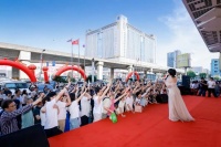 万家丽夏季建材家具博览会隆重启幕，绿色中国行推广大使小龙鼠倾情助阵