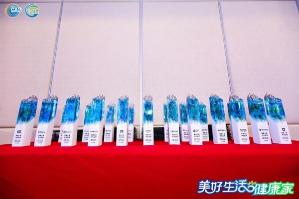 双奖加冕，静净领航｜风田集成厨电郝丽华出席 2026 健康人居公益发展大会，畅谈健康厨房新未来