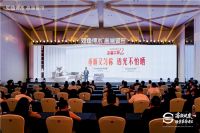 客厅窗帘正在被重新定义：如鱼得水水幕大师2的“错位突围”之道