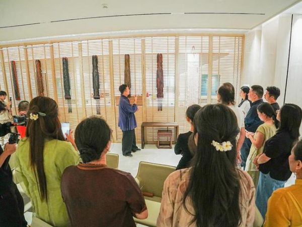 向美而sheng 悦己共鸣|科凡高定古琴音乐会暨中秋媒体联谊圆满举行