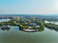 月满半岛，与你相约|兔宝宝中秋品牌节以团圆温情，让家更好