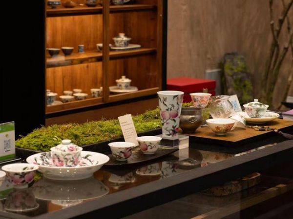 景德镇申遗元年·元煦窑双城双展——以119年窑火写下瓷业遗产的当代注脚