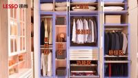 换季衣物如何隐身？领尚衣柜专业定制玩转空间收纳