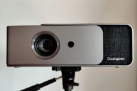 灯泡机与家用智能投影仪哪个好?多数人不懂,其实各有千秋