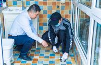 送家电还铺红毯？网友：是高端品牌吧？卡萨帝：你的体验更尊贵-中国企业网