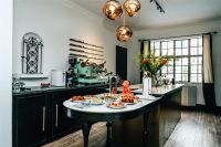 THE SHOUTER 在魔都闹市区开了个修道院，什么也不卖？！