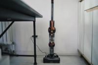 钱都可以站着挣了，地为什么却还在跪着擦？莱克立式吸尘