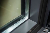 浪眼识货丨风声雨声雷声声声入耳？三禾门窗说DUCK不必