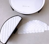 国庆新婚小两口，为谁做家务闹矛盾？买扫地机器人解决！