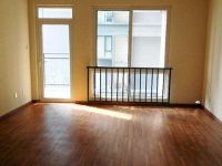 客厅用瓷砖还是地板？