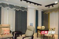 窗帘该怎么装？整体风格和功能性区分是关键