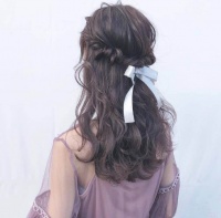 伴娘需要化妆做头发吗 伴娘妆容注意事项