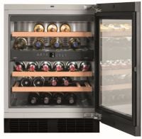 厨房岛台如何应用？LIEBHERR利勃海尔“台下冰箱+酒柜”，打造品质空间