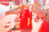 恭喜别人儿子结婚用语 份子钱红包要写金额吗