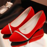 为什么婚鞋只能穿一次 婚鞋能给别人穿吗