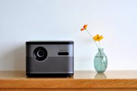 当贝F3和坚果J10相比怎么样？哪款值得购买？