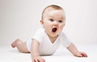 满月宝宝流口水正常吗 宝宝流口水厉害怎么办