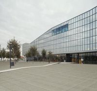 还在发愁户外使用什么材料？厚砖的应用多到你想象不到！