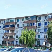 失败的外墙翻新？嘉兴这个老旧小区改造引发网友吐槽：蓝色玻璃也太low了吧...