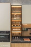 维意定制「摩根卡尔」上市，套路化厨阳还有新思路？