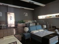 去买床垫，这家店竟然把客人“往外赶”？