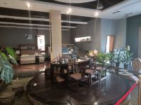 去买床垫，这家店竟然把客人“往外赶”？