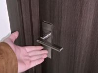 睡觉时，卧室门开着好还是关着好？不是迷信，切记提醒家人