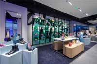 裸眼3D是个啥?来首位赏进博