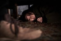 东屋世安联手电影《门锁》揭秘:独居女性如何自救?警惕近在咫尺