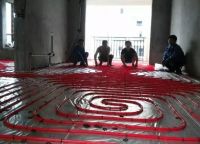 冬天取暖方式对比，地暖、暖气片、空调哪个划算？算一下就明白了