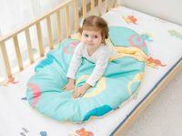 宝宝睡觉老踢被怎么办?匹鲁防踢被让全家安睡一整晚!