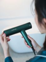 高速吹风机选购指南：三个国潮品牌谁能媲美戴森？