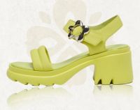 热风凉鞋质量怎么样？千篇一“绿”的夏天我被TA圈粉了！