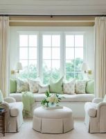 飘窗窗帘是靠墙好，还是靠窗好？