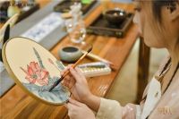 中式婚服好看难护理?卡萨帝“空气洗”养护嫁衣