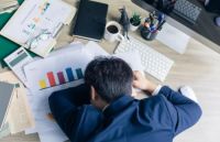 腰痛睡什么床垫好？东宝床垫护脊护腰