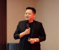 索菲亚地板Mini店模式 是搅局者还是开拓者？