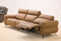 顾家家居京东超级品牌日，创享沙发靠墙0距离新体验