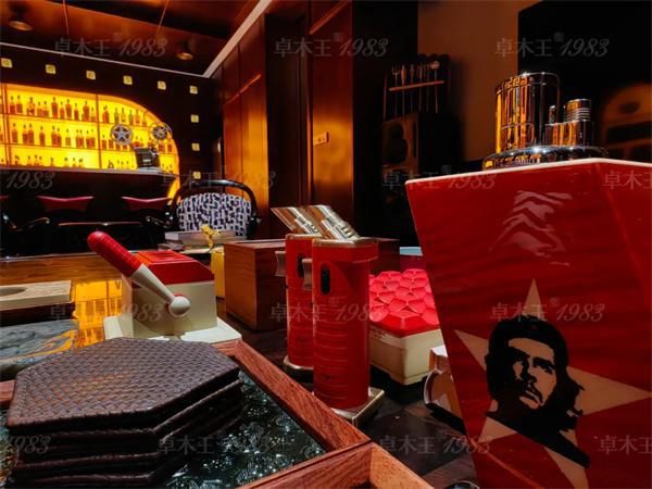 红木家具哪家强？揭秘由行业协会联手发布的十大品牌排行榜！
