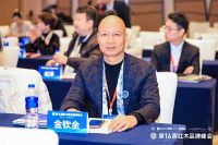 揽获“十大匠心口碑品牌”三项大奖，鼎远辰红木定义行业新标杆