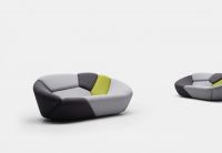 在米兰展，杨明洁用算法生成了一张沙发